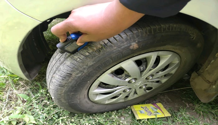 2015 Hyundai i10 SPORTZ 1.1, Petrol, Manual, 7,997 km, tyre