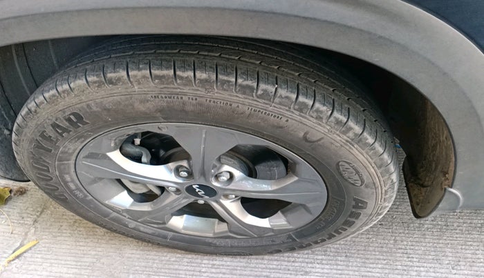 2022 KIA SELTOS HTK PLUS 1.5 IMT, Petrol, Manual, 23,638 km, tyre