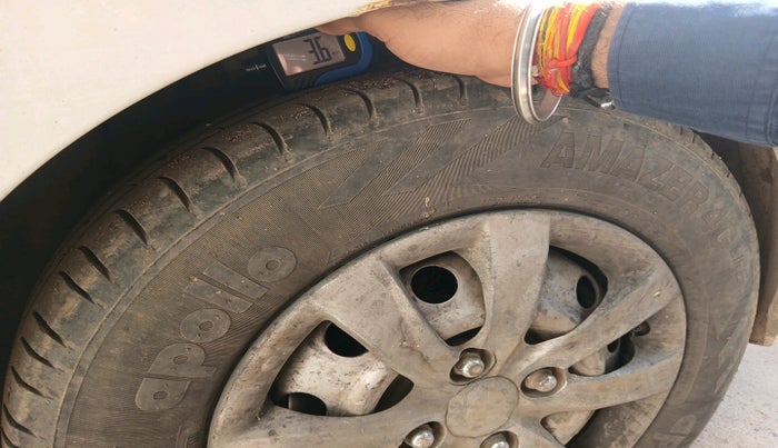 2014 Hyundai i10 MAGNA 1.1, Petrol, Manual, 90,124 km, tyre