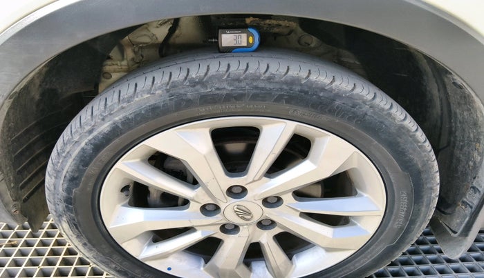 2020 Mahindra XUV300 W8 1.5 DIESEL, Diesel, Manual, 61,647 km, tyre