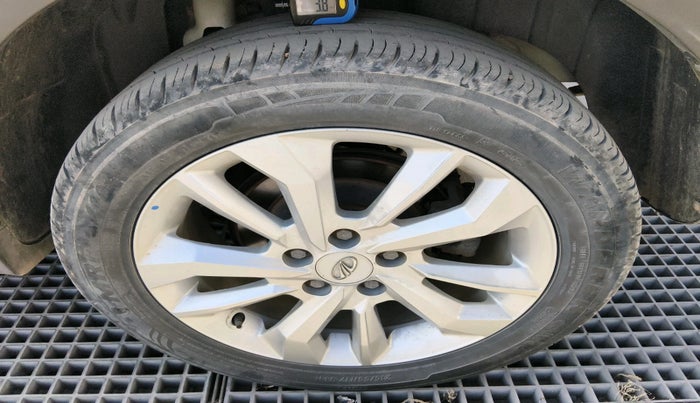 2020 Mahindra XUV300 W8 1.5 DIESEL, Diesel, Manual, 61,647 km, tyre