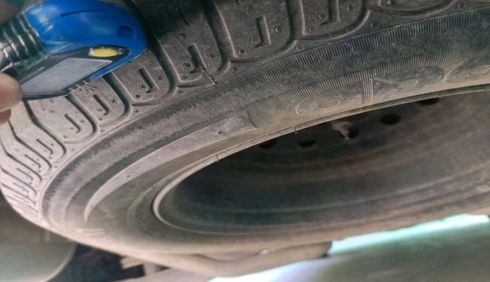 2018 Mahindra XUV500 W7, Diesel, Manual, 1,34,933 km, tyre