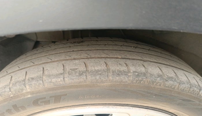 2018 Tata NEXON XM DIESEL, Diesel, Manual, 1,01,693 km, tyre