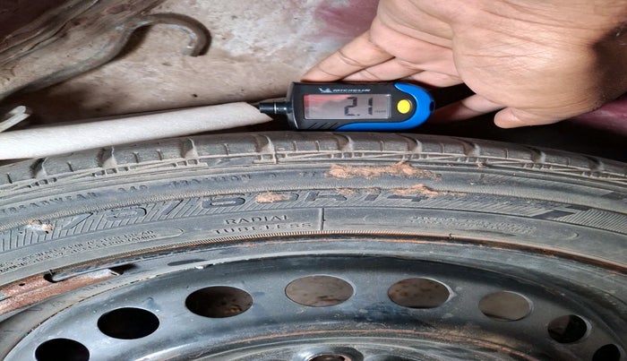 2015 Honda Amaze 1.2L I-VTEC S, Petrol, Manual, 84,511 km, tyre