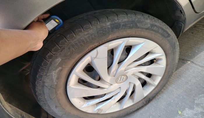 2020 Maruti Ertiga VXI CNG, Petrol, Manual, 1,22,789 km, tyre