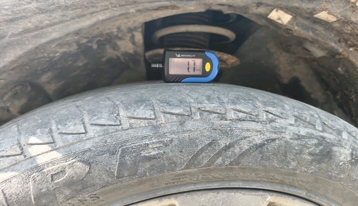 2016 Renault Duster 85 PS RXL DIESEL, Diesel, Manual, 89,697 km, tyre