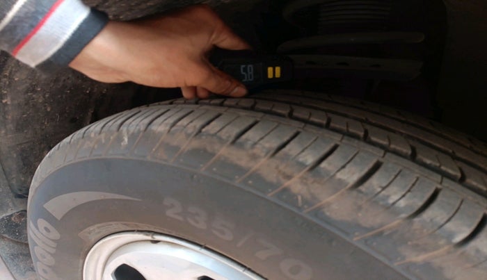 2022 Tata Safari XM, Diesel, Manual, 20,056 km, tyre