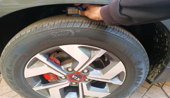 2021 KIA SONET GTX PLUS 1.0 IMT, Petrol, Manual, 13,427 km, tyre