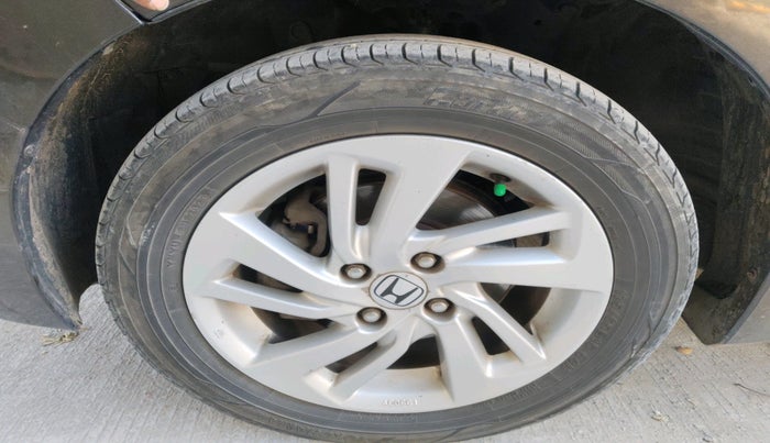 2016 Honda Jazz 1.2L I-VTEC V, Petrol, Manual, 71,906 km, tyre