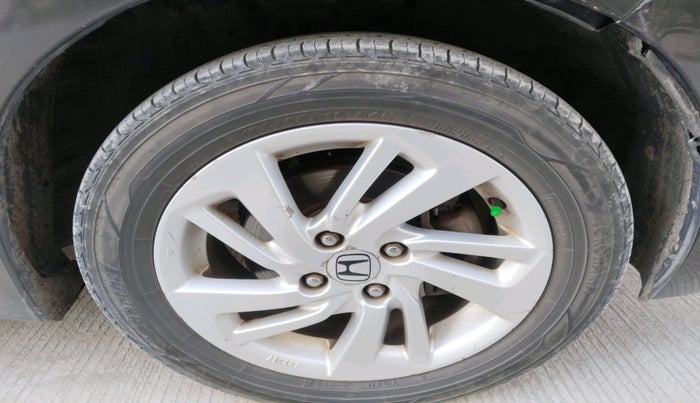 2016 Honda Jazz 1.2L I-VTEC V, Petrol, Manual, 71,906 km, tyre