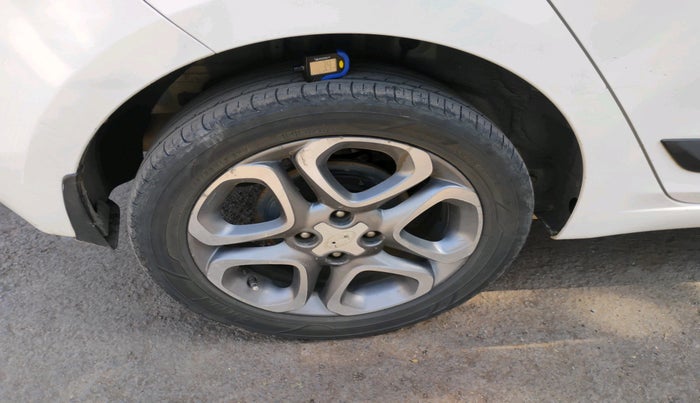 2018 Hyundai Elite i20 ASTA 1.4 CRDI (O), Diesel, Manual, 2,09,921 km, tyre