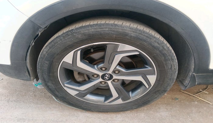 2018 Hyundai Creta SX AT 1.6 DIESEL, Diesel, Automatic, 80,115 km, tyre