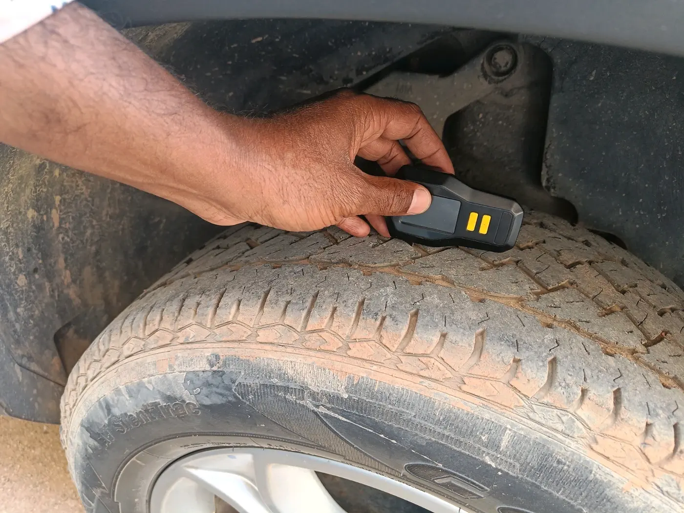 2019 Tata Harrier XZ 2.0L, Diesel, Manual, 1,11,708 km, tyre
