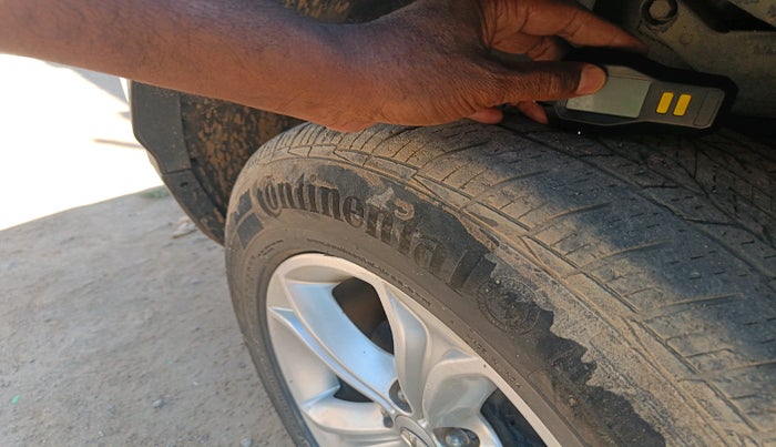 2019 Tata Harrier XZ 2.0L, Diesel, Manual, 1,11,708 km, tyre