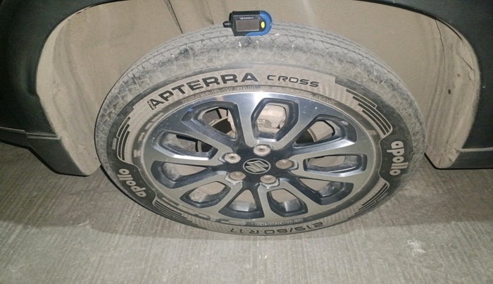 2023 Maruti Grand Vitara ZETA SMART HYBRID AT, Petrol, Automatic, 26,044 km, tyre