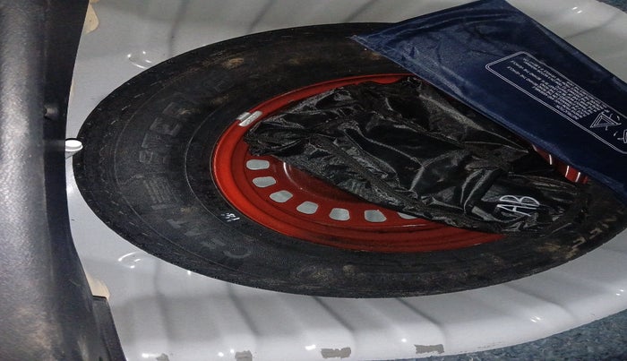 2024 Nissan MAGNITE XV Premium AMT, Petrol, Automatic, 18,951 km, tyre