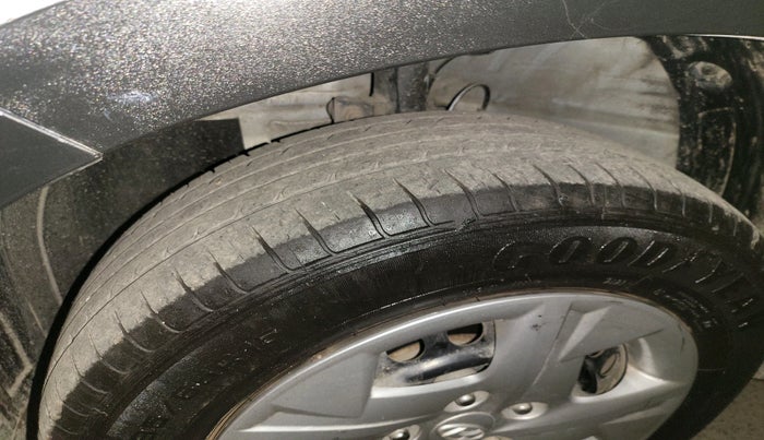 2019 Hyundai VENUE S 1.0 TURBO DCT, Petrol, Automatic, 43,984 km, tyre