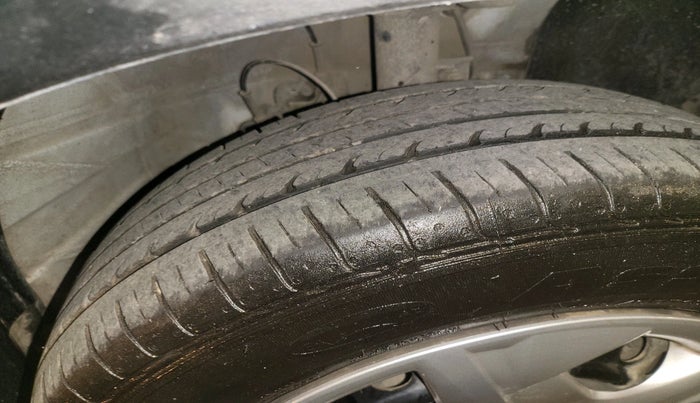 2019 Hyundai VENUE S 1.0 TURBO DCT, Petrol, Automatic, 43,984 km, tyre