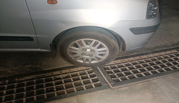 2010 Hyundai Santro Xing GLS, Petrol, Manual, 98,548 km, tyre