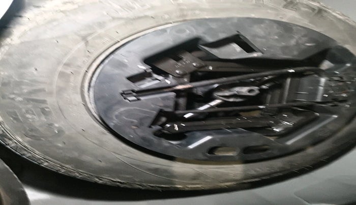 2012 Hyundai i10 SPORTZ 1.2, Petrol, Manual, 90,510 km, tyre