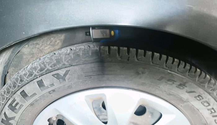 2012 Hyundai i10 SPORTZ 1.2, Petrol, Manual, 90,510 km, tyre