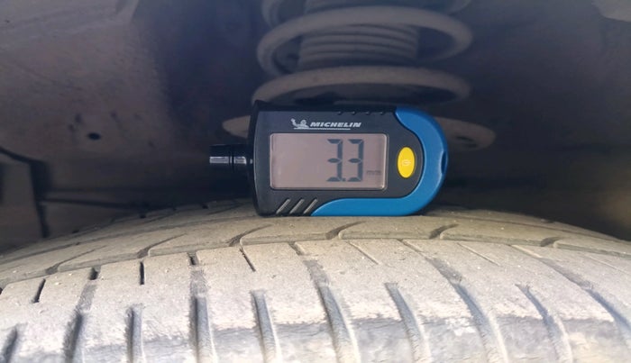 2017 Maruti Ciaz ALPHA 1.4 PETROL, Petrol, Manual, 79,503 km, tyre