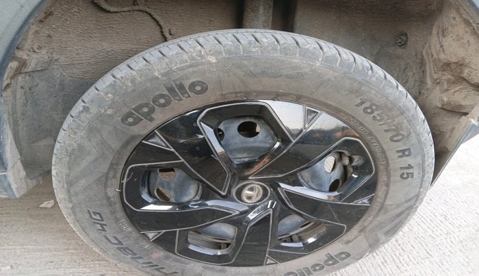 2023 Tata PUNCH PURE MT, Petrol, Manual, 20,489 km, tyre