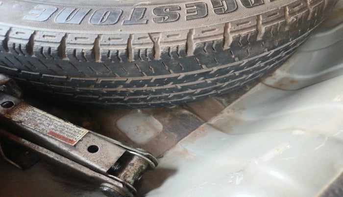 2015 Maruti Alto K10 VXI, Petrol, Manual, 71,241 km, tyre