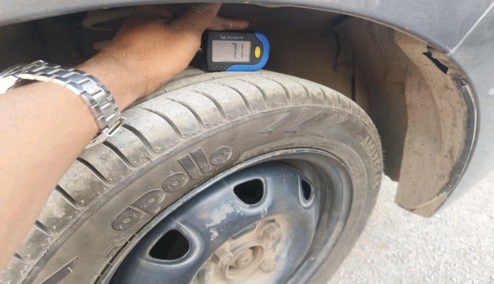 2015 Maruti Alto K10 VXI, Petrol, Manual, 71,241 km, tyre