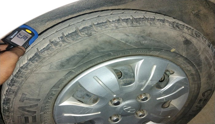 2010 Hyundai i10 MAGNA 1.2, Petrol, Manual, 1,05,584 km, tyre