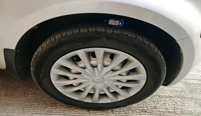 2017 Maruti IGNIS SIGMA 1.2, Petrol, Manual, 44,935 km, tyre