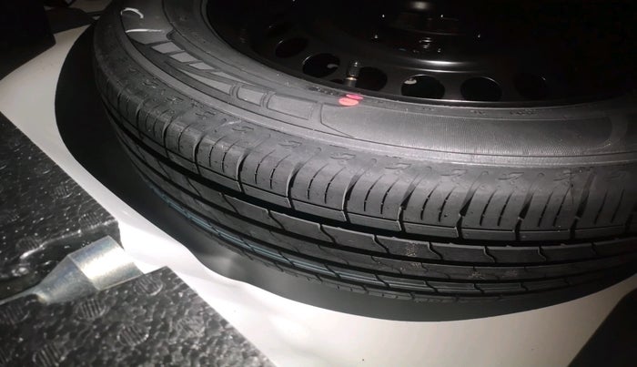 2024 Maruti BREZZA VXI, Petrol, Manual, 27,745 km, tyre