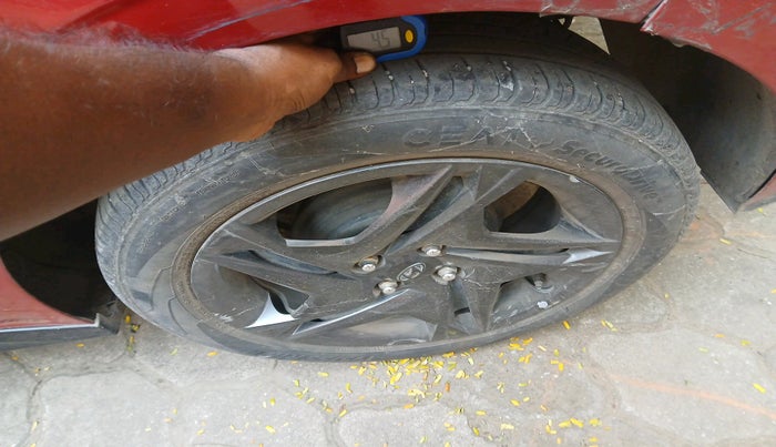 2020 Hyundai NEW I20 SPORTZ 1.2 MT, Petrol, Manual, 31,005 km, tyre