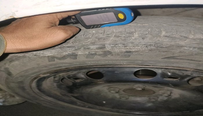 2020 Volkswagen Polo TRENDLINE 1.5L, Diesel, Manual, 95,573 km, tyre