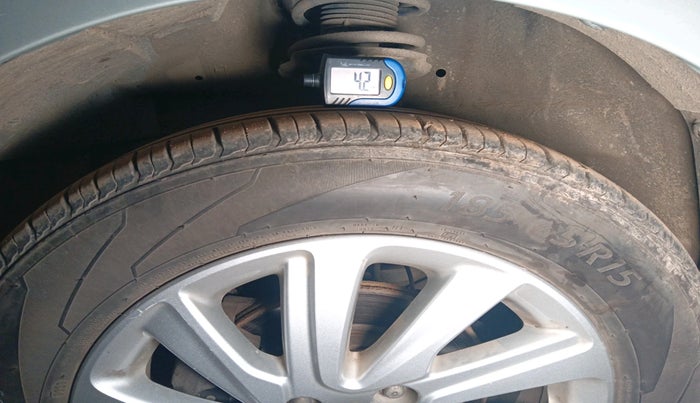 2016 Maruti Swift Dzire ZDI, Diesel, Manual, 57,529 km, tyre