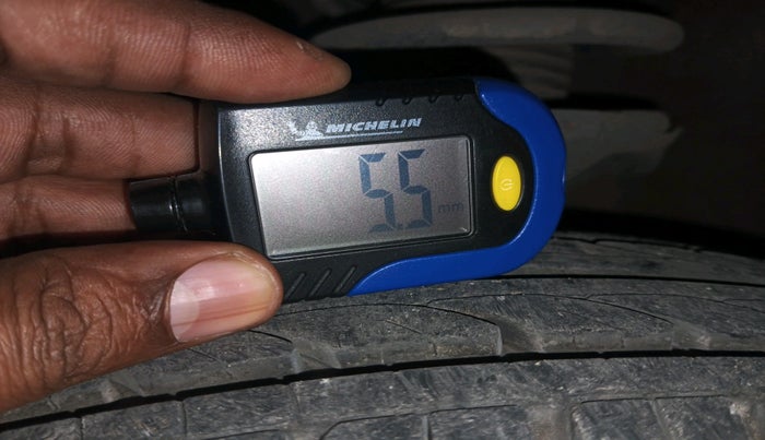 2010 Hyundai Santro Xing GLS, Petrol, Manual, 53,607 km, tyre