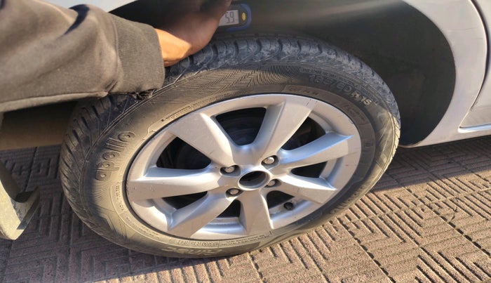 2012 Nissan Sunny XV DIESEL, Diesel, Manual, 61,232 km, tyre