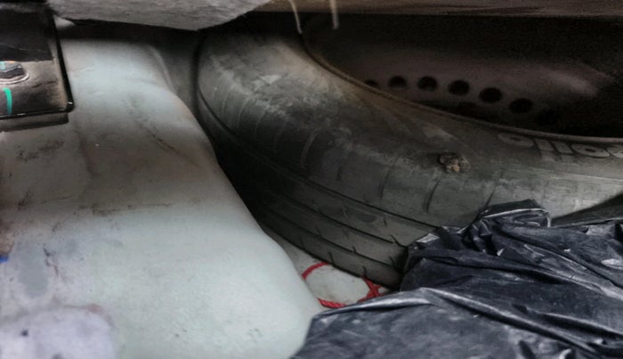 2023 Hyundai AURA S 1.2 CNG, Petrol, Manual, 29,469 km, tyre