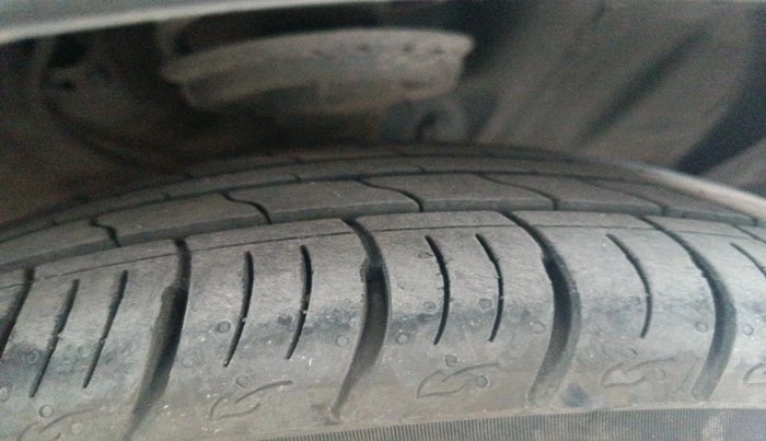 2018 Hyundai Creta SX AT 1.6 DIESEL, Diesel, Automatic, 1,07,709 km, tyre