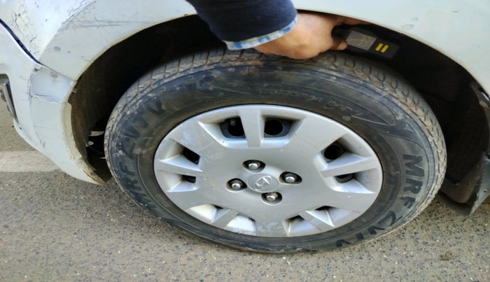 2013 Hyundai i20 MAGNA 1.4 CRDI, Diesel, Manual, 96,984 km, tyre