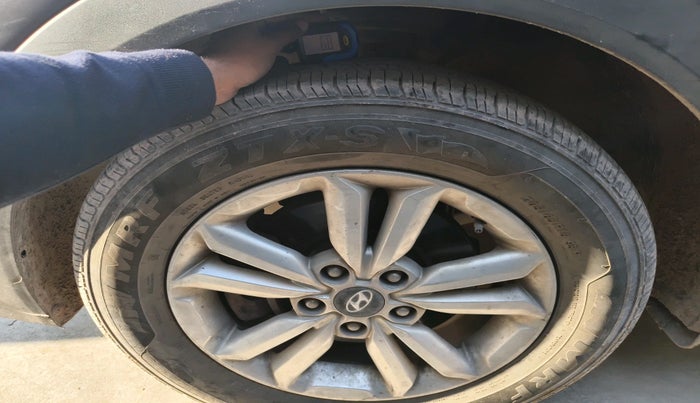 2017 Hyundai Creta SX PLUS 1.6 DIESEL, Diesel, Manual, 97,860 km, tyre