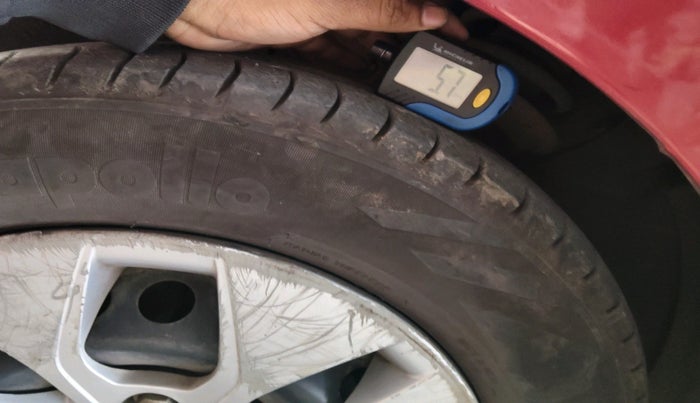 2016 Hyundai Xcent S 1.2, Petrol, Manual, 51,453 km, tyre