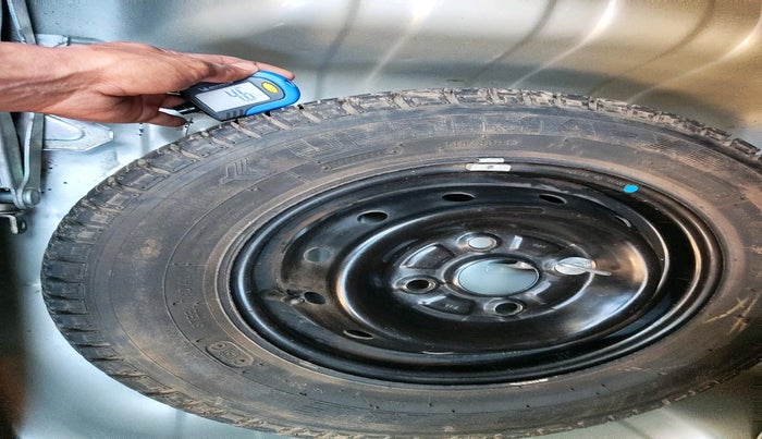 2018 Maruti Alto 800 LXI, Petrol, Manual, 14,387 km, tyre