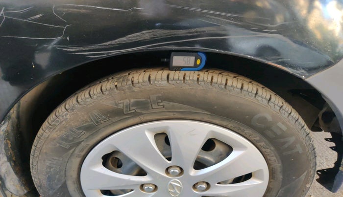 2011 Hyundai i10 MAGNA 1.1, Petrol, Manual, 42,517 km, tyre