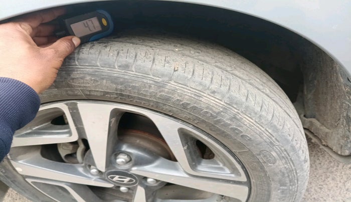 2021 Hyundai AURA SX PLUS 1.2 AMT, Petrol, Automatic, 28,145 km, tyre