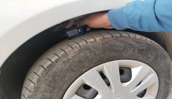 2013 Maruti Swift Dzire VXI, Petrol, Manual, 80,874 km, tyre