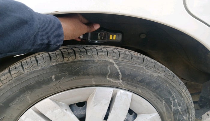 2015 Maruti Alto 800 LXI, Petrol, Manual, 53,526 km, tyre