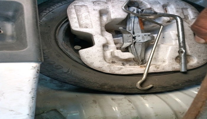 2012 Nissan Micra XV DIESEL, Diesel, Manual, 1,16,996 km, tyre