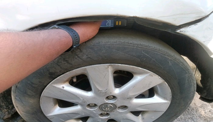 2012 Nissan Micra XV DIESEL, Diesel, Manual, 1,16,996 km, tyre