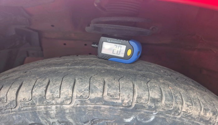 2016 Maruti Swift VXI, Petrol, Manual, 94,761 km, tyre